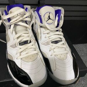 Purple black and white Jumpman Two Treys (GS)